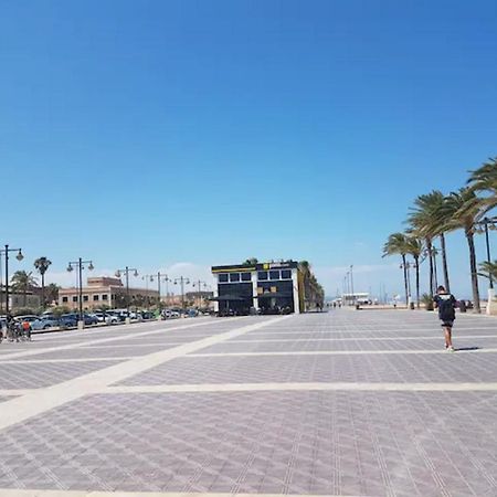 Reina Playa Daire Valensiya Dış mekan fotoğraf